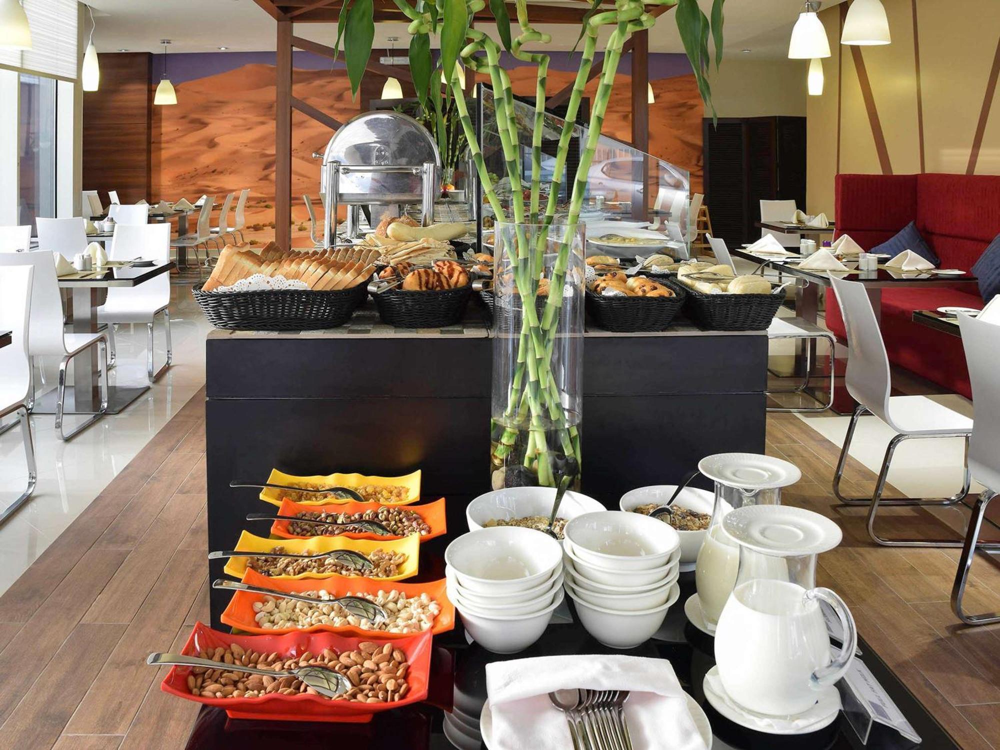 Novotel Suites Riyadh Centre Bagian luar foto