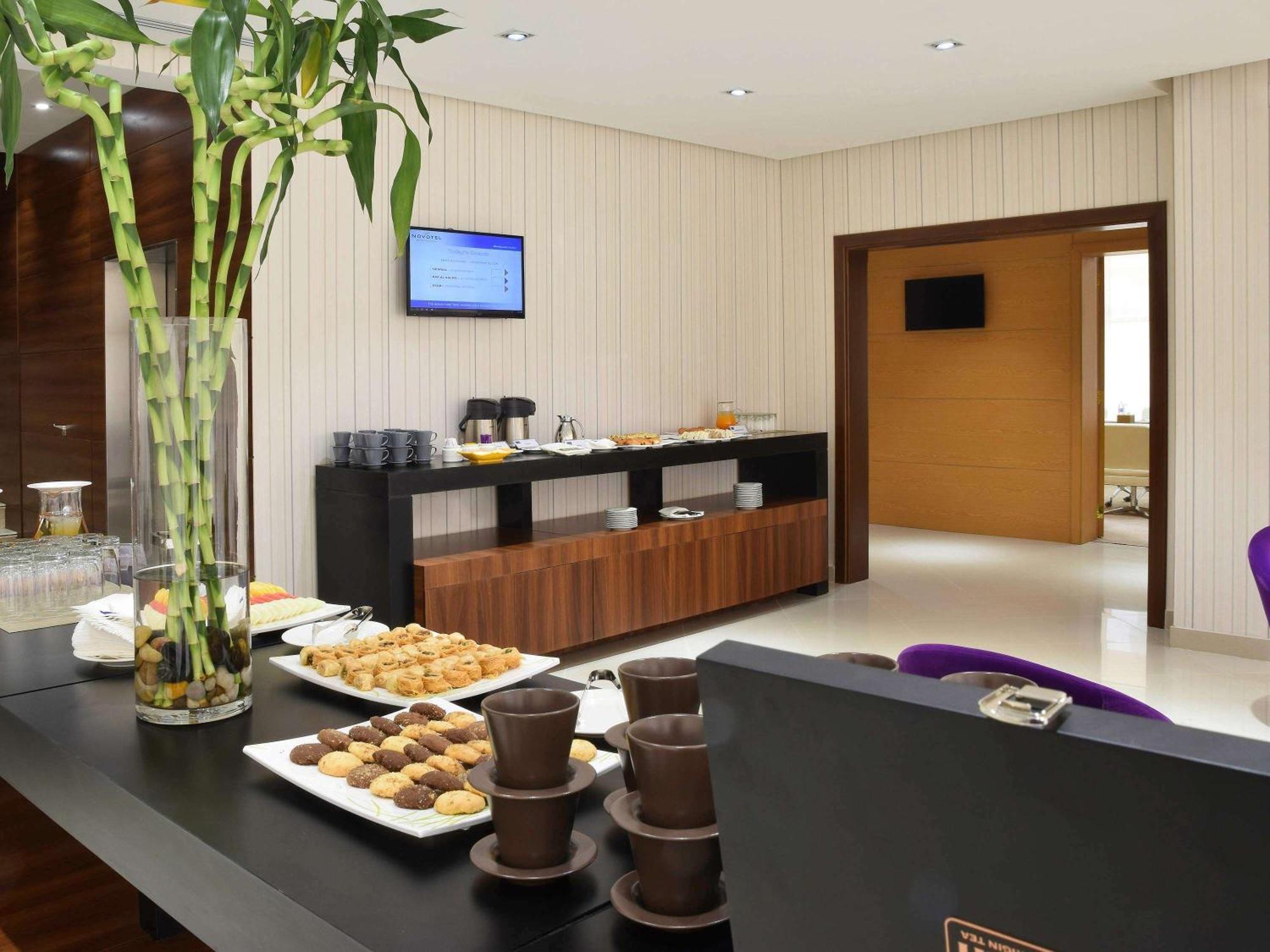 Novotel Suites Riyadh Centre Bagian luar foto