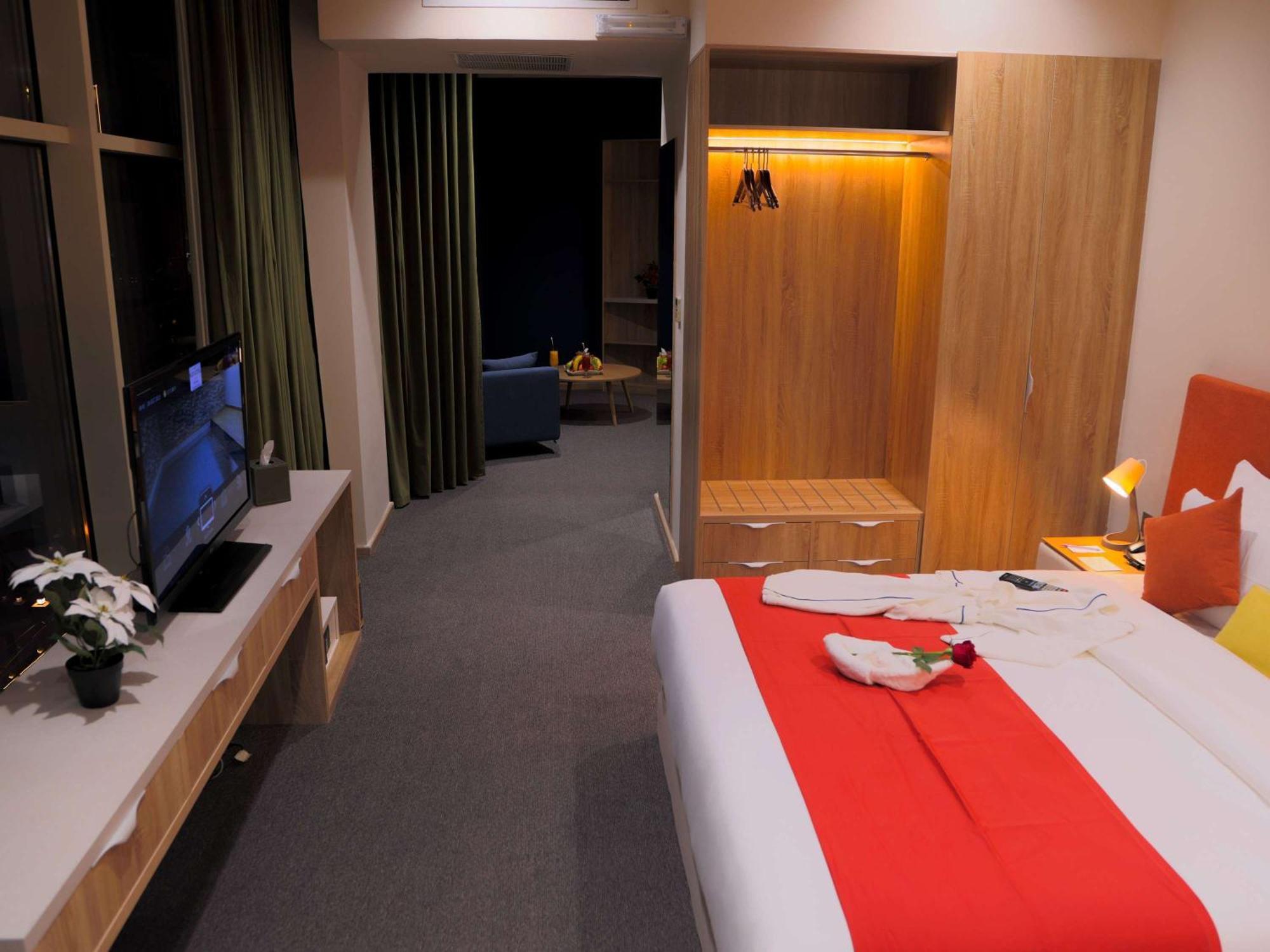 Novotel Suites Riyadh Centre Bagian luar foto